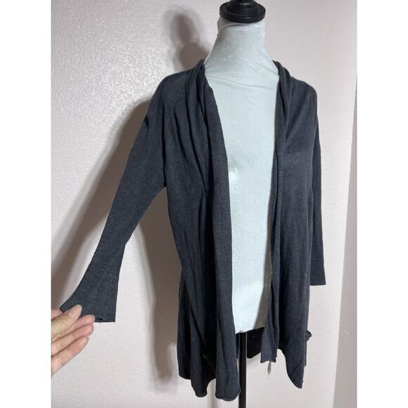 Anthropologie Angel of the North Knit Longline Gray Cardigan Sweater S Tiered - Picture 3 of 7
